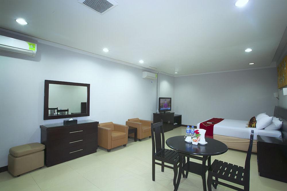 נקסר Hotel Celebes מראה חיצוני תמונה